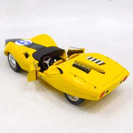 2003 ERTL American Muscle Speed Racer X Shooting Star Yellow Diecast Car Damaged alternative image