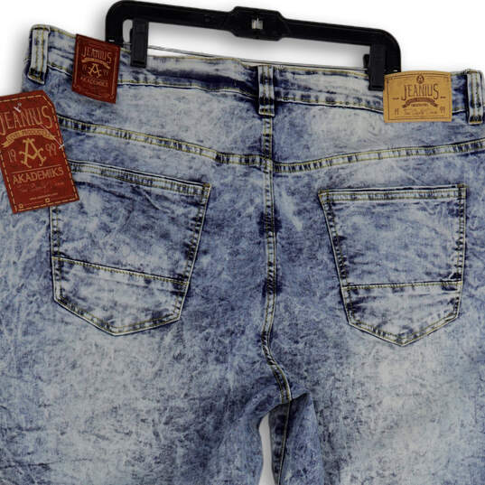NWT Mens Blue Denim Medium Wash 5-Pocket Design Straight Leg Jeans Sz 44x32 image number 4