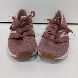Women's Pink Shoes Size 9.5 alternative image