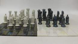 Black And White Chess Set 32 Iridescent Black And White pieces 66 Matching Tile Squares alternative image