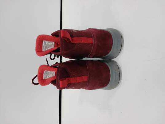 Women's Burgundy Sneakers Size 9 image number 2