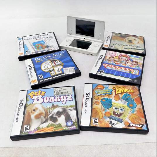 Nintendo DSi w/6 games image number 1