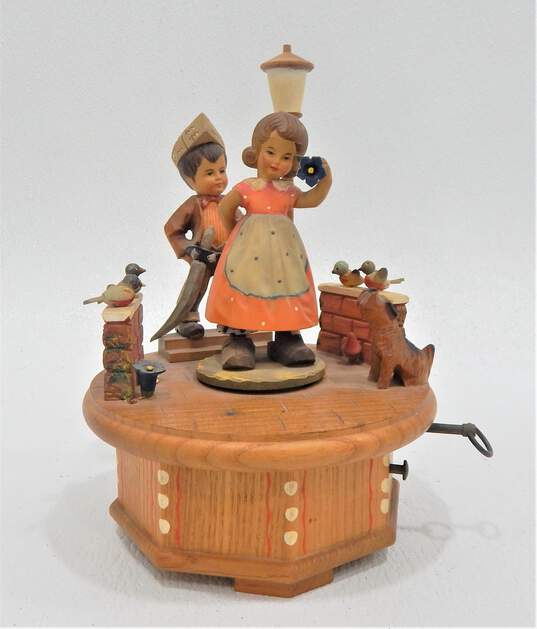 Vintage Anri Thorens Girl Under The Lantern Swiss Music Box Lilli Marleen Love Song image number 1