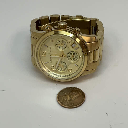 Designer Michael Kors MK5055 Gold-Tone Round Dial Analog Wristwatch image number 3