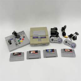 Super Nintendo SNES w/ 4 Games - 2 Turbo & Super Advantage