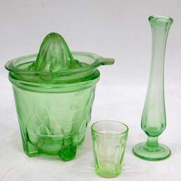 VNTG Unbranded Uranium Glass Pieces (4); Vase, Reamer, Measuring Cup, Etc.