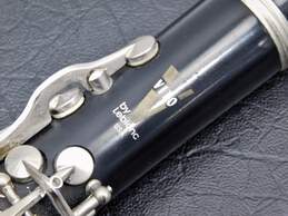 Vito by Leblanc Model 7214 B Flat Student Clarinet w/ Accessories alternative image