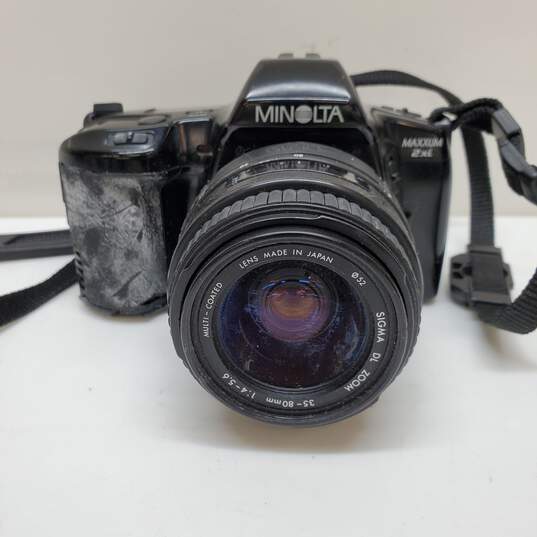 Minolta Maxxum 3xi AF 35mm Film SLR Black Body w AF 35-80 Power Zoom image number 2