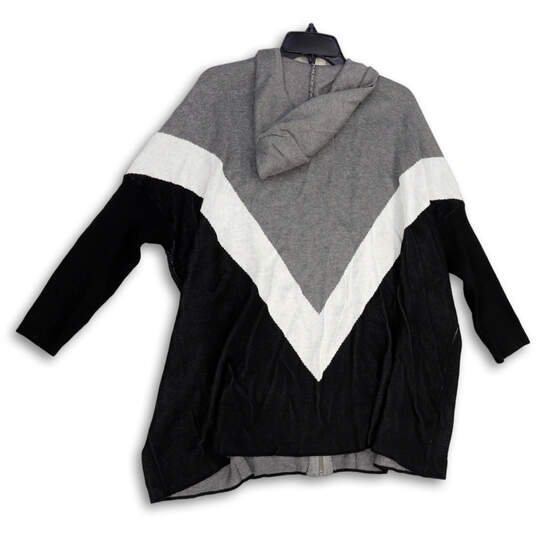 NWT Womens Gray Black Chevron Dolman Sleeve Hooded Full-Zip Sweater Size 1X image number 2