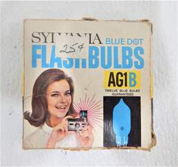 Vintage Sylvania Blue Dot Flash Cubes IOB alternative image