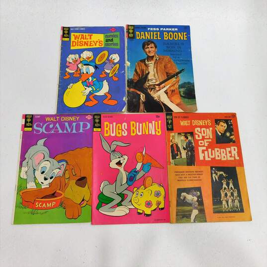 Gold Key Bronze Age Comic Lot: Bugs Bunny, Uncle Scrooge, & More image number 3