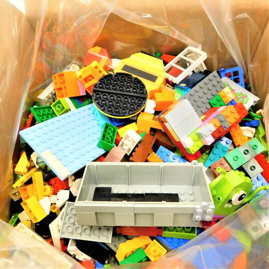 5.4 LBS Lego Bulk Box Mixed image number 1