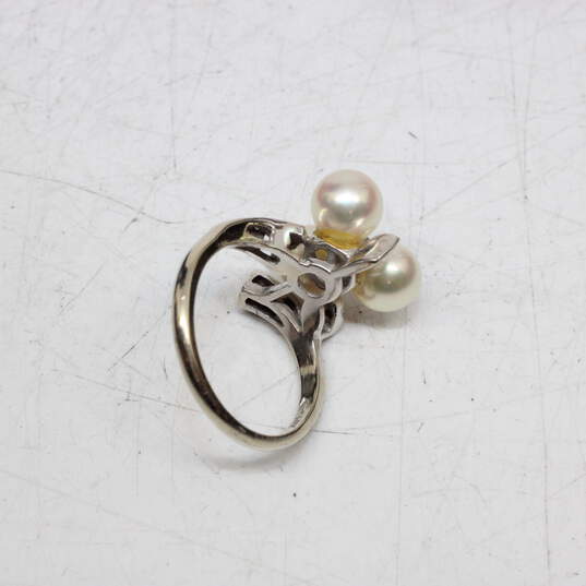 Vintage 14K White Gold Pearl White Sapphire Accent Ring Size 7.5 - 5.6g image number 3