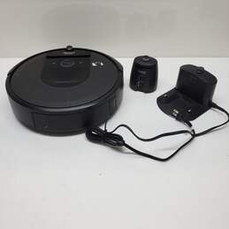 iRobot Roomba i7 Aeroforce Cleaning System Robotic Vacuum Untested