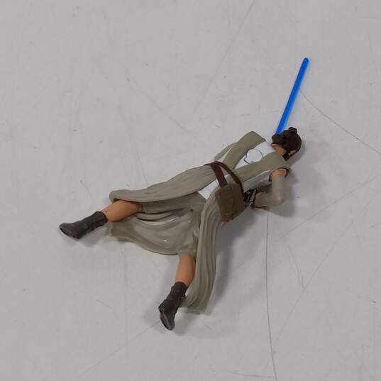 Hasbro Star Wars Titanium Series Rey Action Figure image number 4