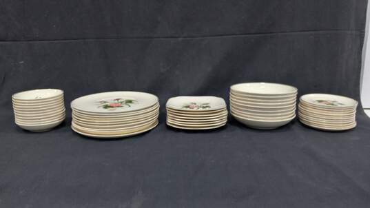 42 Piece Moss Rose by Edwin Knowles Dinnerware Plate & Bowl Set image number 1