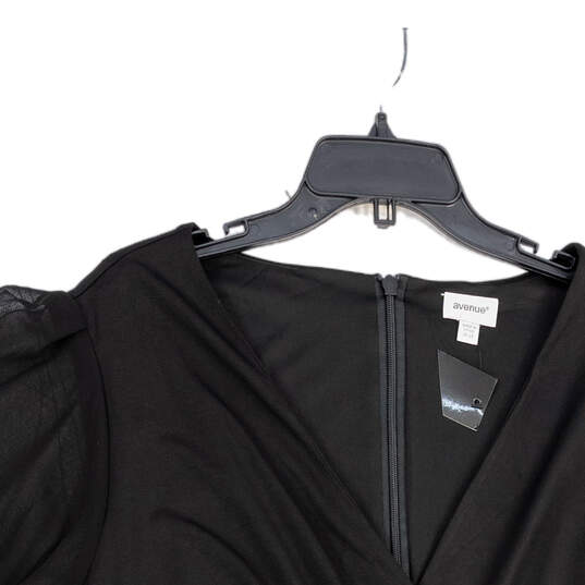 NWT Womens Black Surplice Neck Short Sleeve Back Zip Mini Dress Size 26/28 image number 3