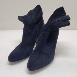 B Makowsky Black Leather Heeled Boots Size 8