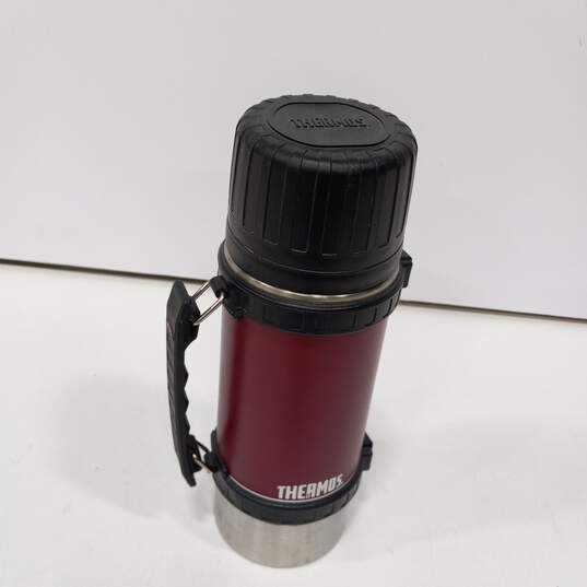 Thermos Red Vacuum Bottle image number 1