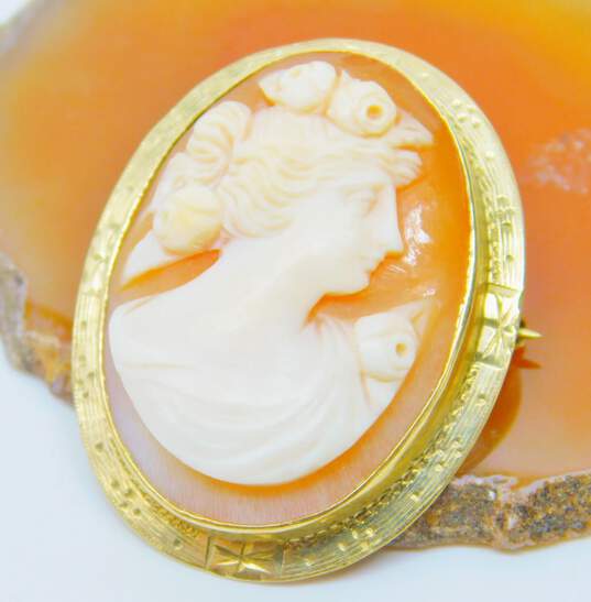Antique 10K Yellow Gold Carved Shell Cameo Brooch 4.4g image number 1