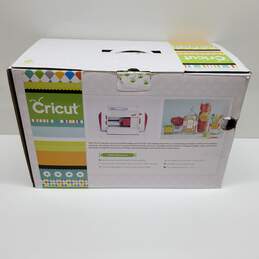 Limited Edition Pink Cricut Electronic Personal Cutting Machine Untested alternative image
