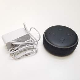 Bundle of 3 Echo Dot Smart Speakers alternative image