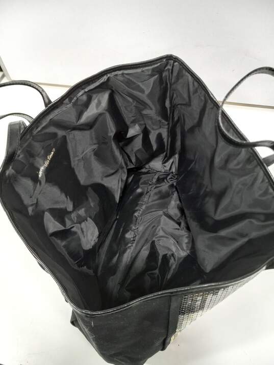 Bundle of 4 Assorted Victoria's Secret Bags image number 7