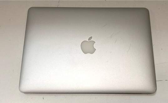 Apple MacBook Air 13" (A1466) FOR PARTS/REPAIR image number 7