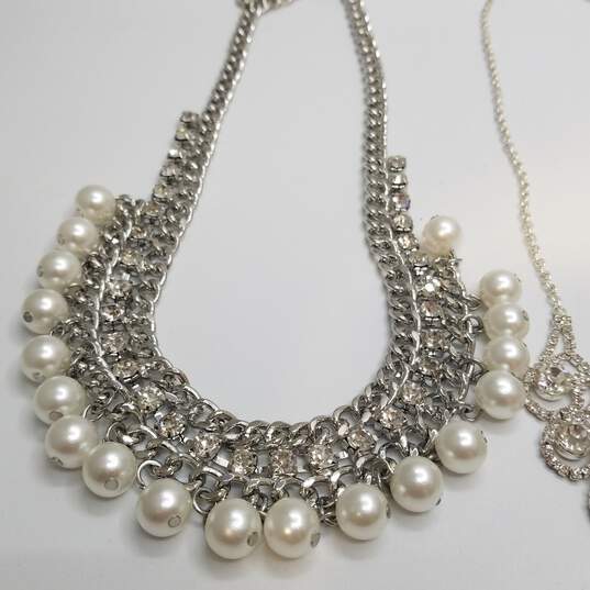 Silver Tone Crystal Faux Pearl Jewelry Bundle 3pcs 125.3g image number 4