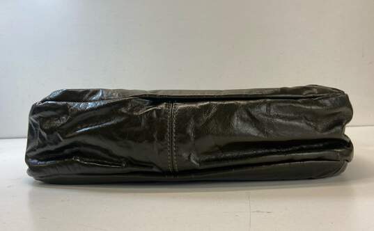 Marc Jacobs Patent Leather Pocket Shoulder Bag Olive Green image number 5