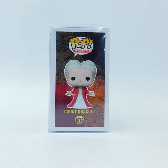 Count Dracula #1073 Funko Pop! Movies Chase Bram Stoker's Dracula W/ Protector image number 1