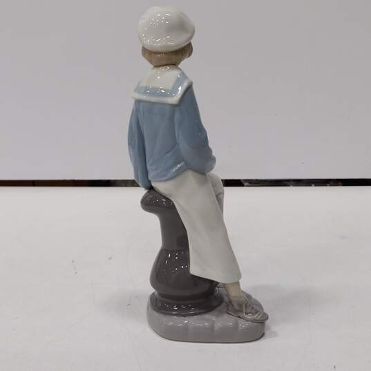 Lladro Porcelain Sailor Figurine image number 5