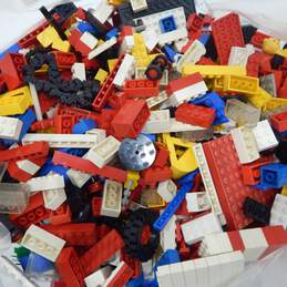 5.3 Lbs. Assorted Vintage Lego Bulk Box