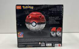 Mega Construx Pokémon Jumbo Poké Ball Construction Set alternative image