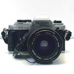 Nikon FG 35mm SLR Camera w/ Accessories alternative image
