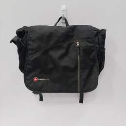 Swiss Alps Unisex Black Messenger Bag alternative image