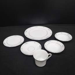 Set of 6 Style House Fine China Plates & Cup