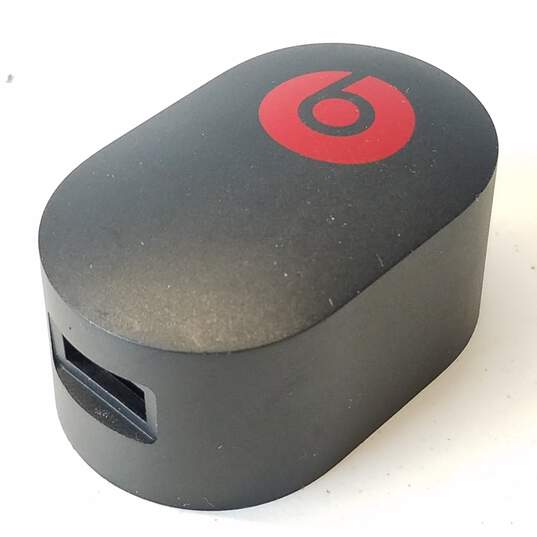 Original Beats by Dr. Dre USB Power Adapter/Charger 10W 5V P/N B0506 image number 2