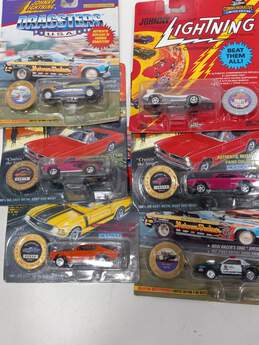 Bundle of 15 Assorted Johnny Lightning Toy Cars alternative image