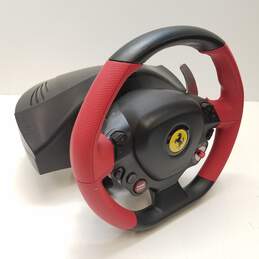 Microsoft Xbox One controller - Thrustmaster Ferrari 458 Spider Racing Wheel