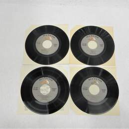 Vintage RCA Vctor Listener's Digest 45s Vinyl Records alternative image