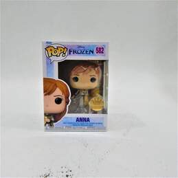 Funko Pop! 582 Disney Frozen Anna with Pin (Funko Exclusive)