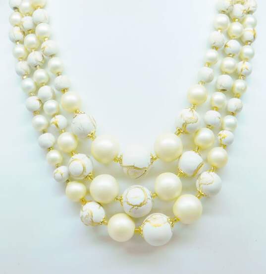 VNTG Mid Century Faux Pearl & Crackle Beaded Necklaces image number 2