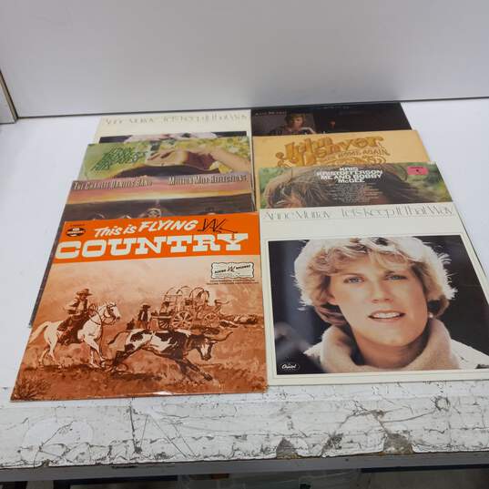 BUNDLE OF 6 COUNTRY ALBUMS image number 1