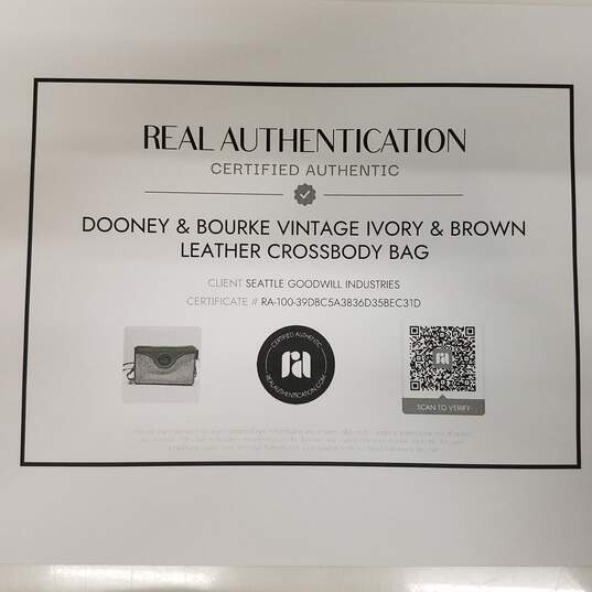 Dooney & Bourke Vintage Ivory Leather Crossbody Bag image number 10
