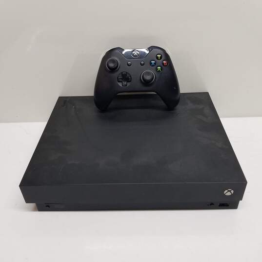 Microsoft Xbox One X 1TB Console Bundle with Controller & Games image number 2