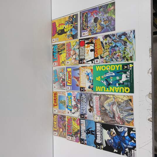 Bundle of Assorted 18 Image Comic Books image number 1
