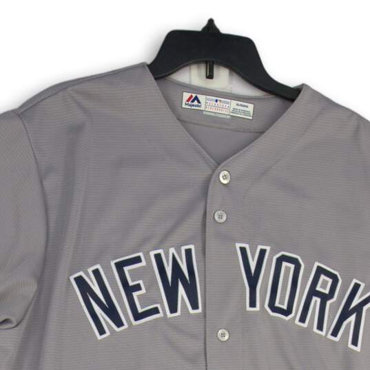 Genuine Merchandise Majestic Mens Gray NY Yankees Derek Jeter #2 Jersey Size XL image number 3