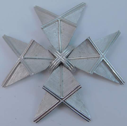 Vintage Crown Trifari Brushed Silver Tone Geometric Cross X Star Brooch 30.3g image number 2