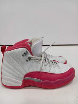 Girl's Pink/White Jordan's Size 6.5Y alternative image